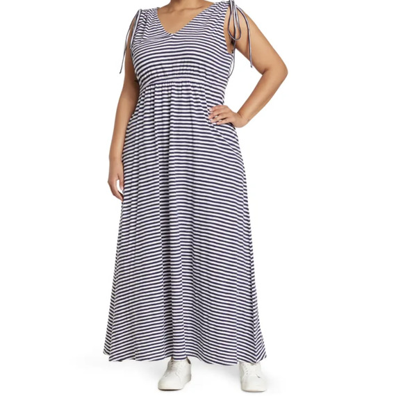 Nordstrom Dresses & Skirts - Nordstrom rack  STRIPED MAXI DRESS IN NAVY- WHITE BROOKE STRIPE